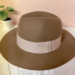 Brown and Tan Woman’s Fall Hat